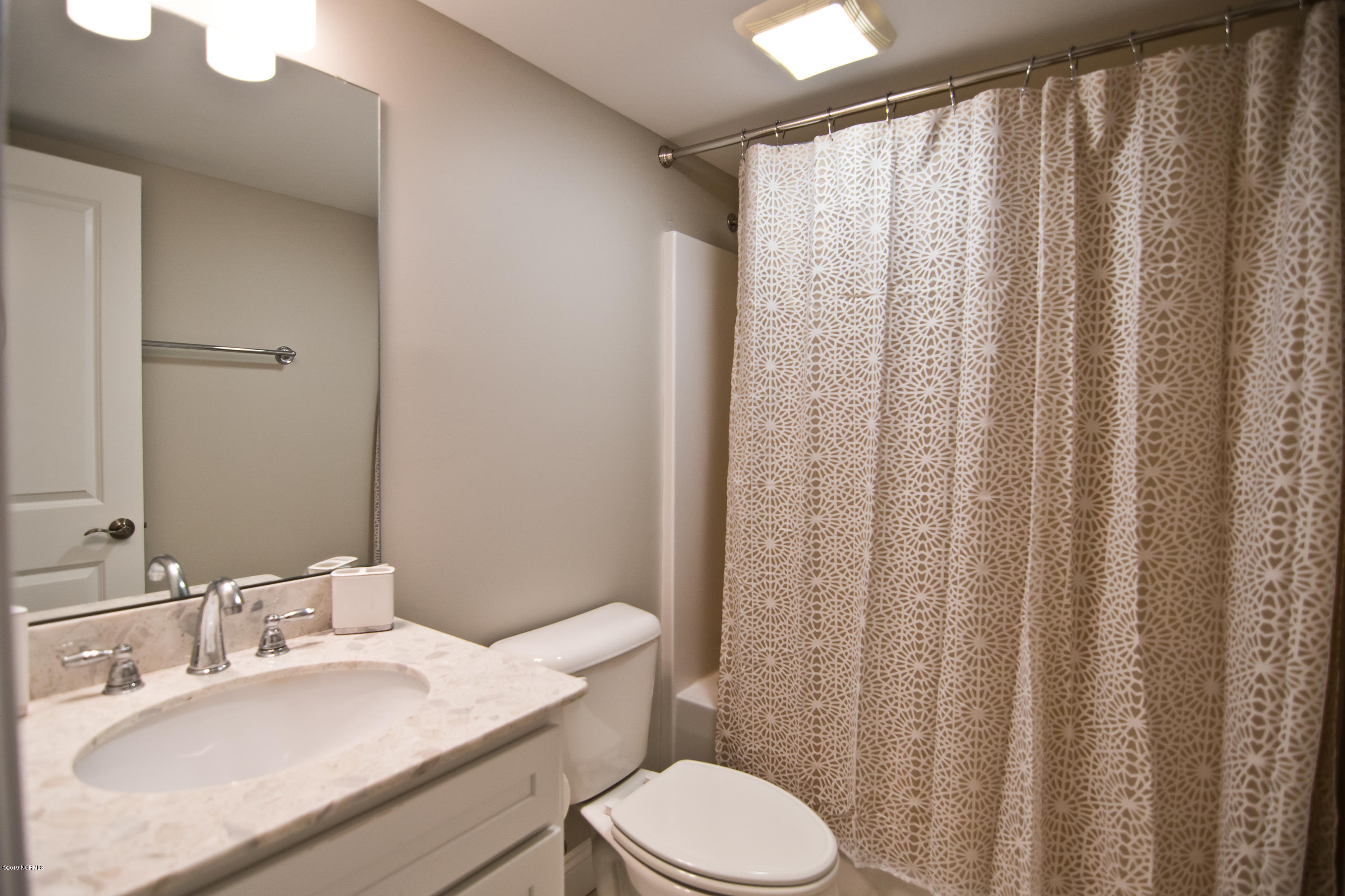 2800 West Fort Macon Road, Unit 3 Atlantic Beach, NC 28512 - Photo 26 of 41 Ground Level Full Bath