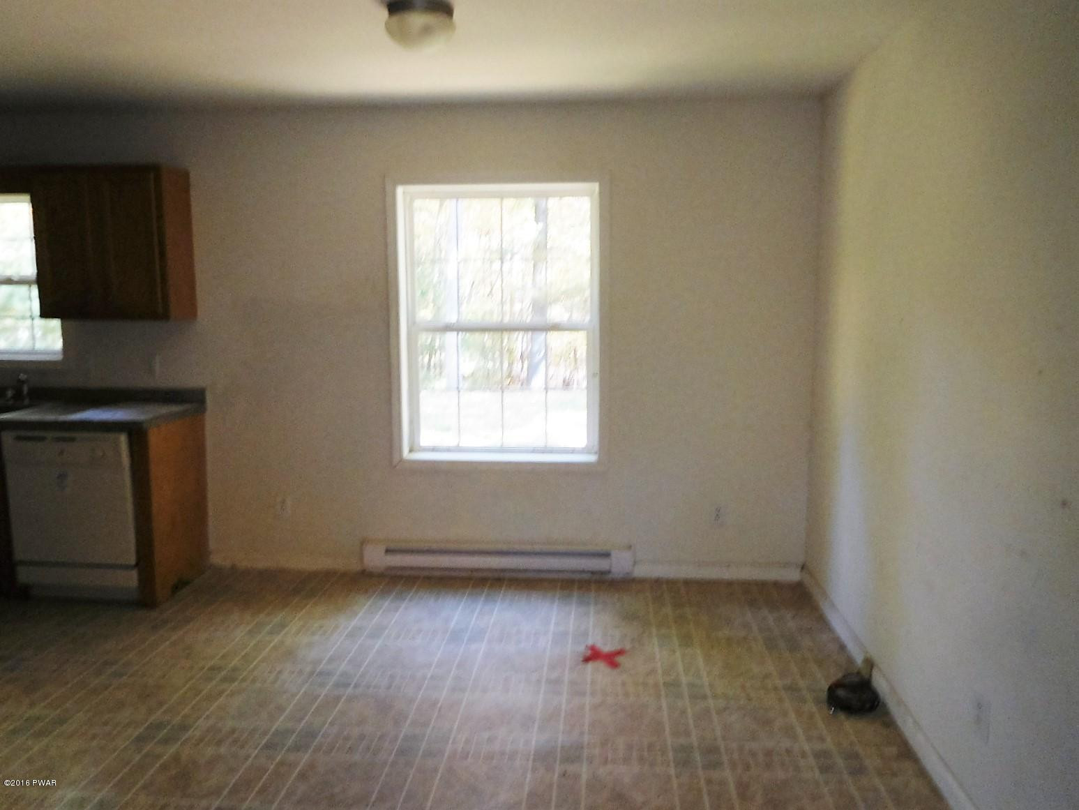 118 Dogwood Road Dingmans Ferry, PA 18328 - Photo 13 of 23 DSCN9202