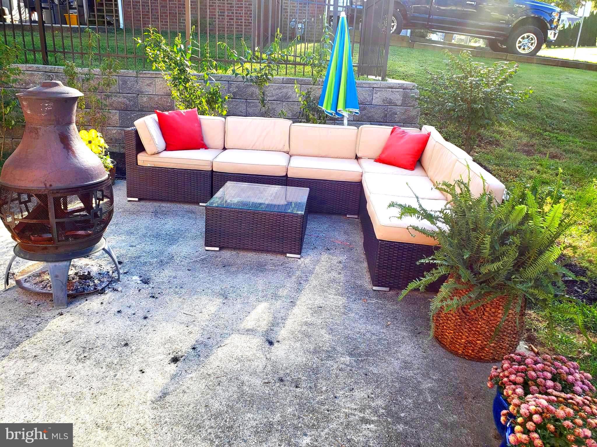 431 Northcroft Road Springfield, PA 19064 - Photo 2 of 43 Enjoyable Patio off Driveway
