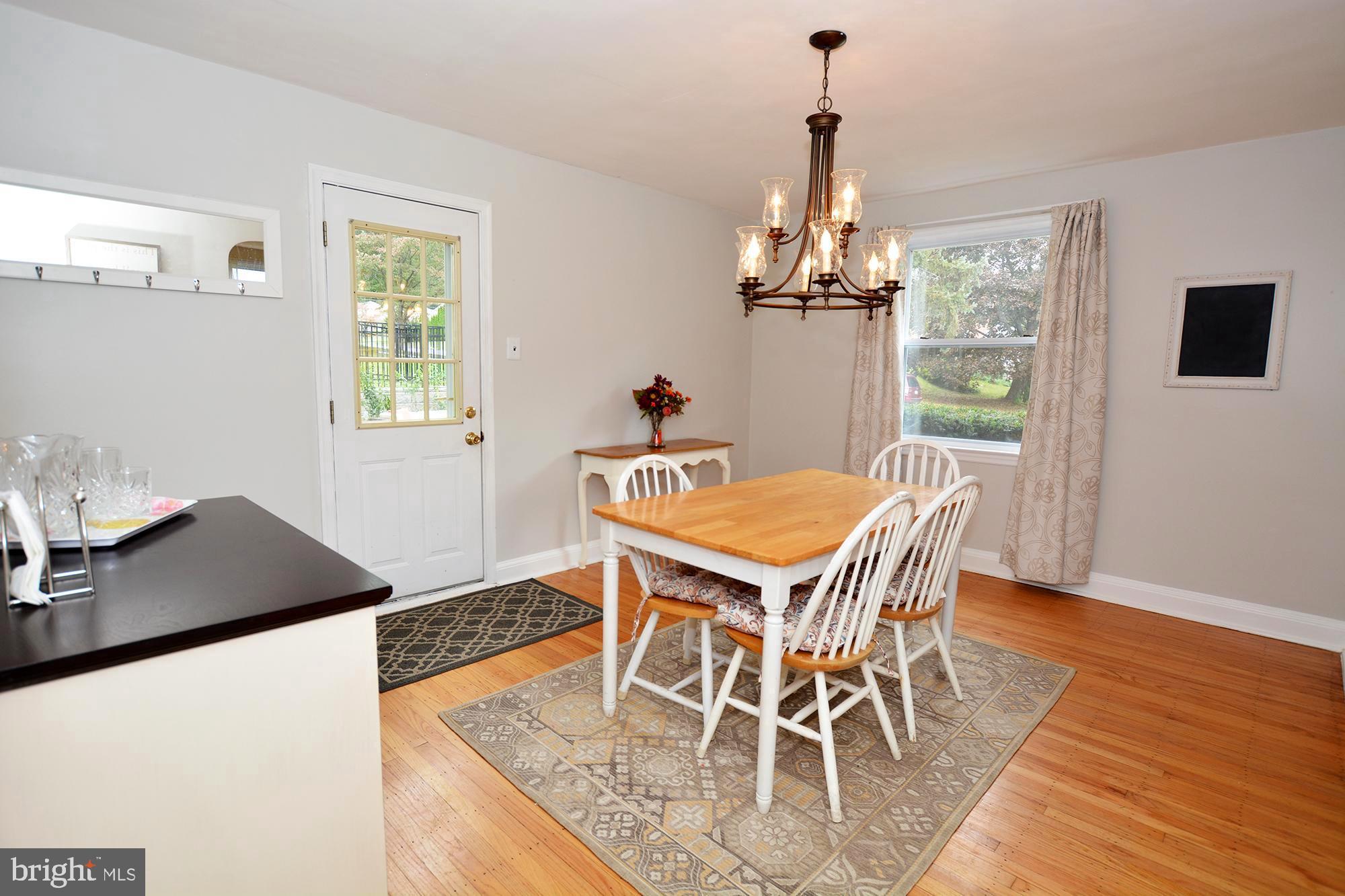 431 Northcroft Road Springfield, PA 19064 - Photo 15 of 43 Dining Room , with hardwood Floors