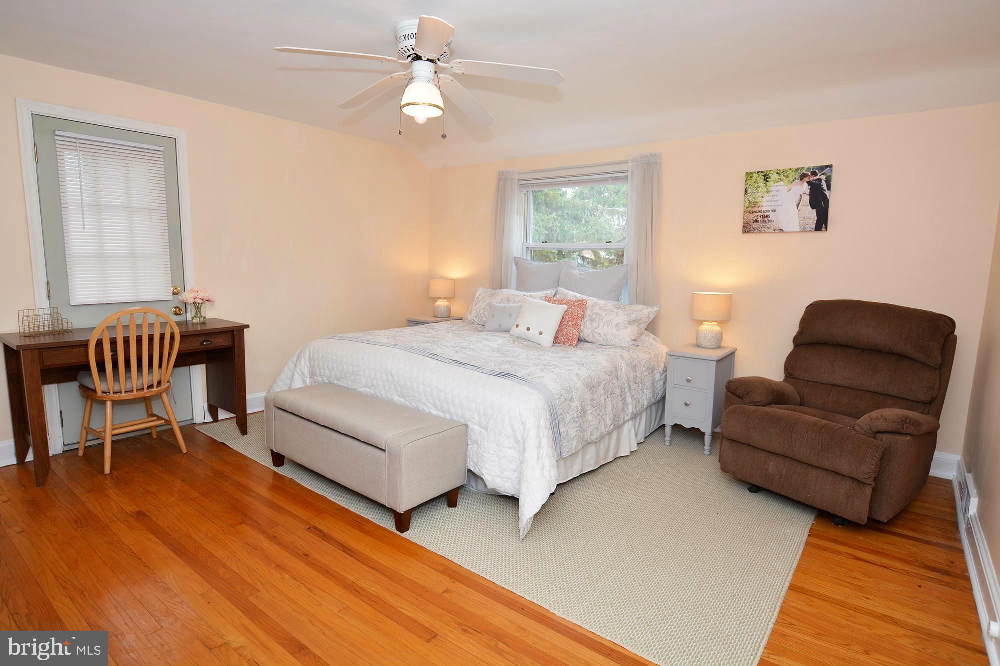 431 Northcroft Road Springfield, PA 19064 - Photo 24 of 43 Spacious Master Bedroom