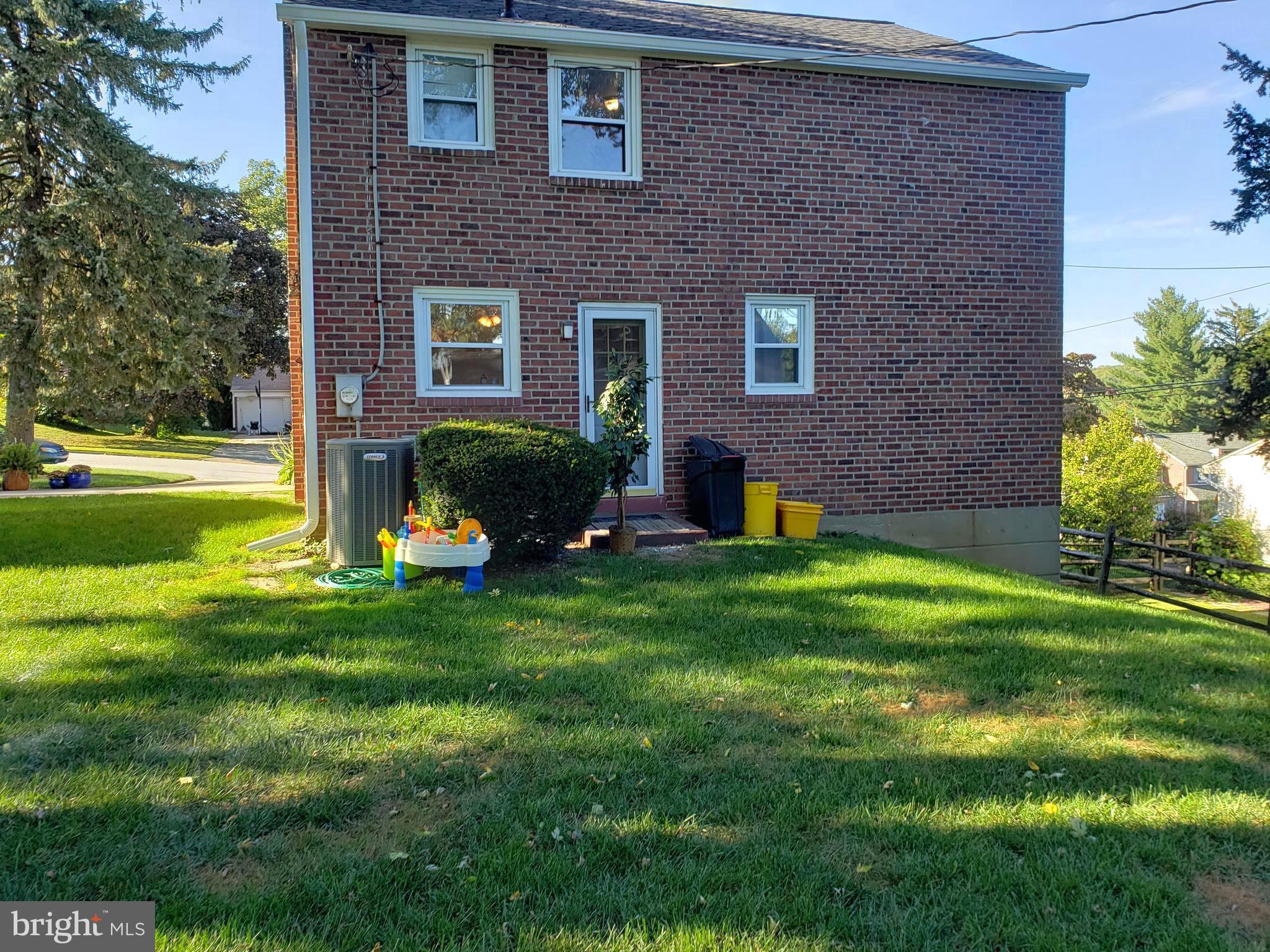 431 Northcroft Road Springfield, PA 19064 - Photo 41 of 43 Exterior rear