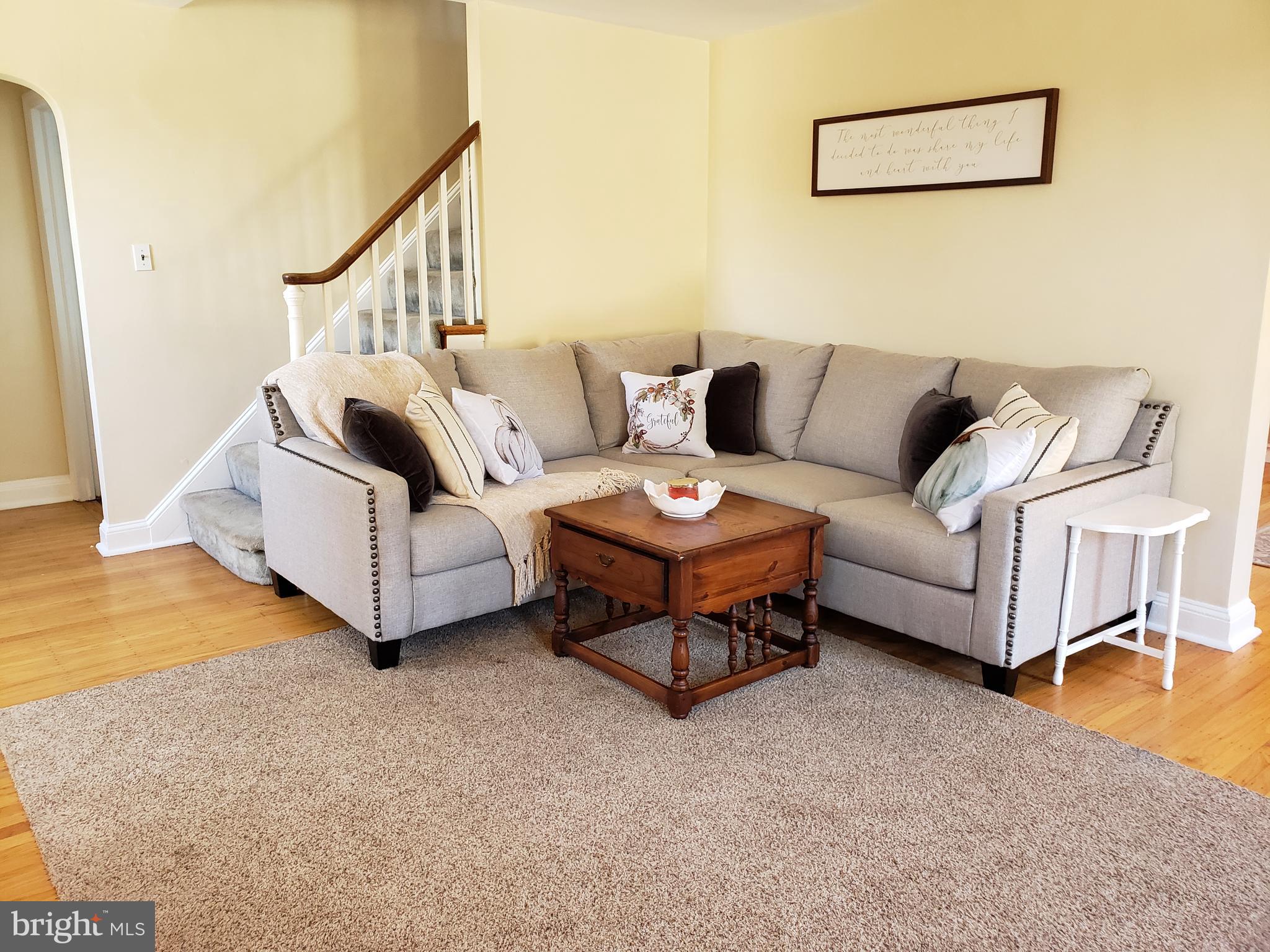 431 Northcroft Road Springfield, PA 19064 - Photo 7 of 43 Large Living Room, great for entertaining