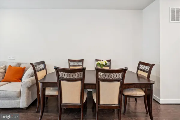 $4,200 | 13358 Sherwood Park Lane, Herndon, VA 20171
