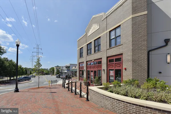 $4,200 | 13358 Sherwood Park Lane, Herndon, VA 20171