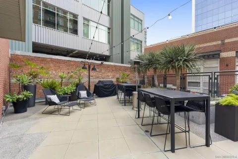 $1,319,900 | 877 Island Avenue, Unit 705, San Diego, CA 92101