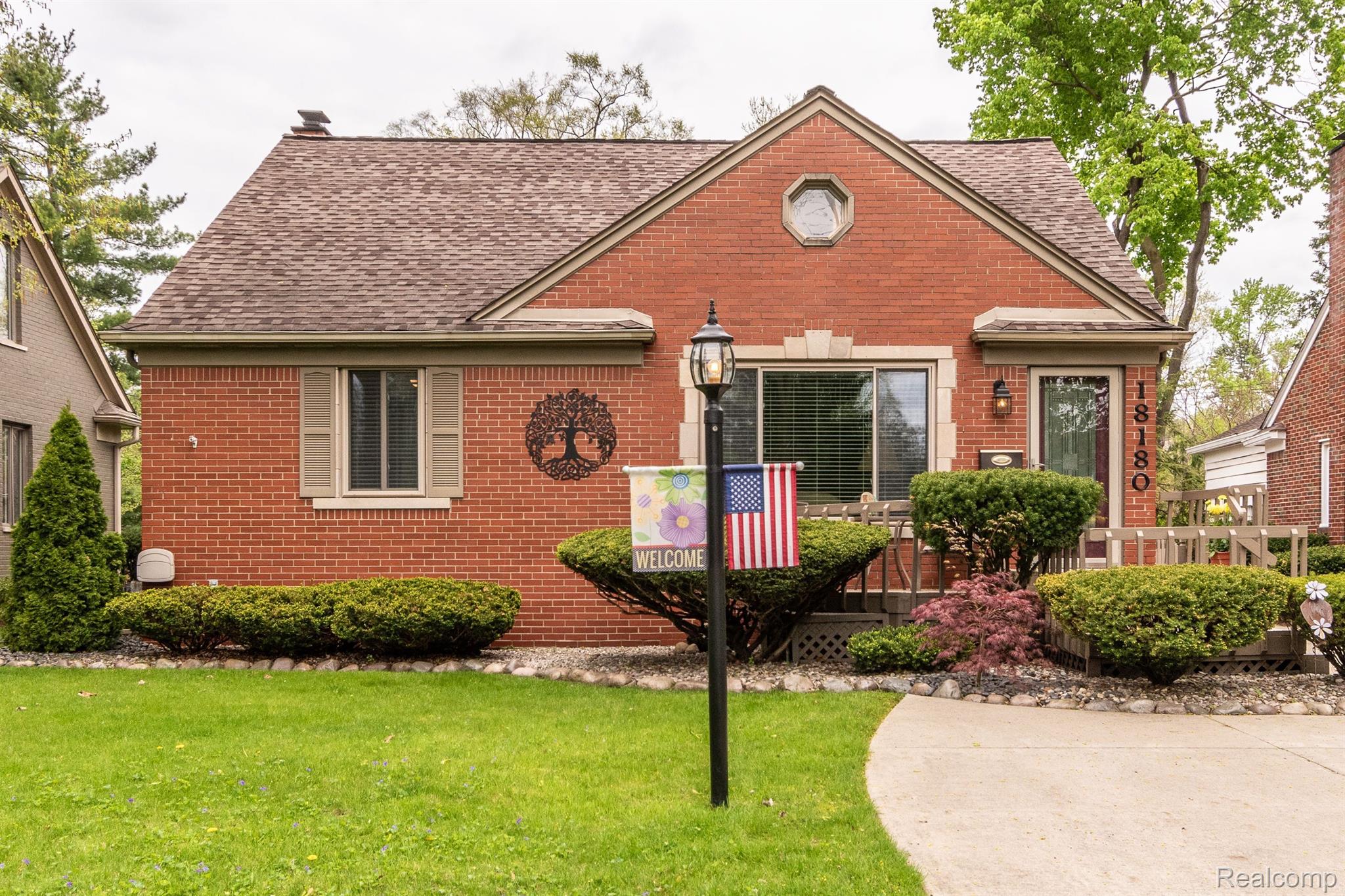 18180 Beverly Road Franklin, MI 48025 - Photo 1 of 58 Gallery Image 1
