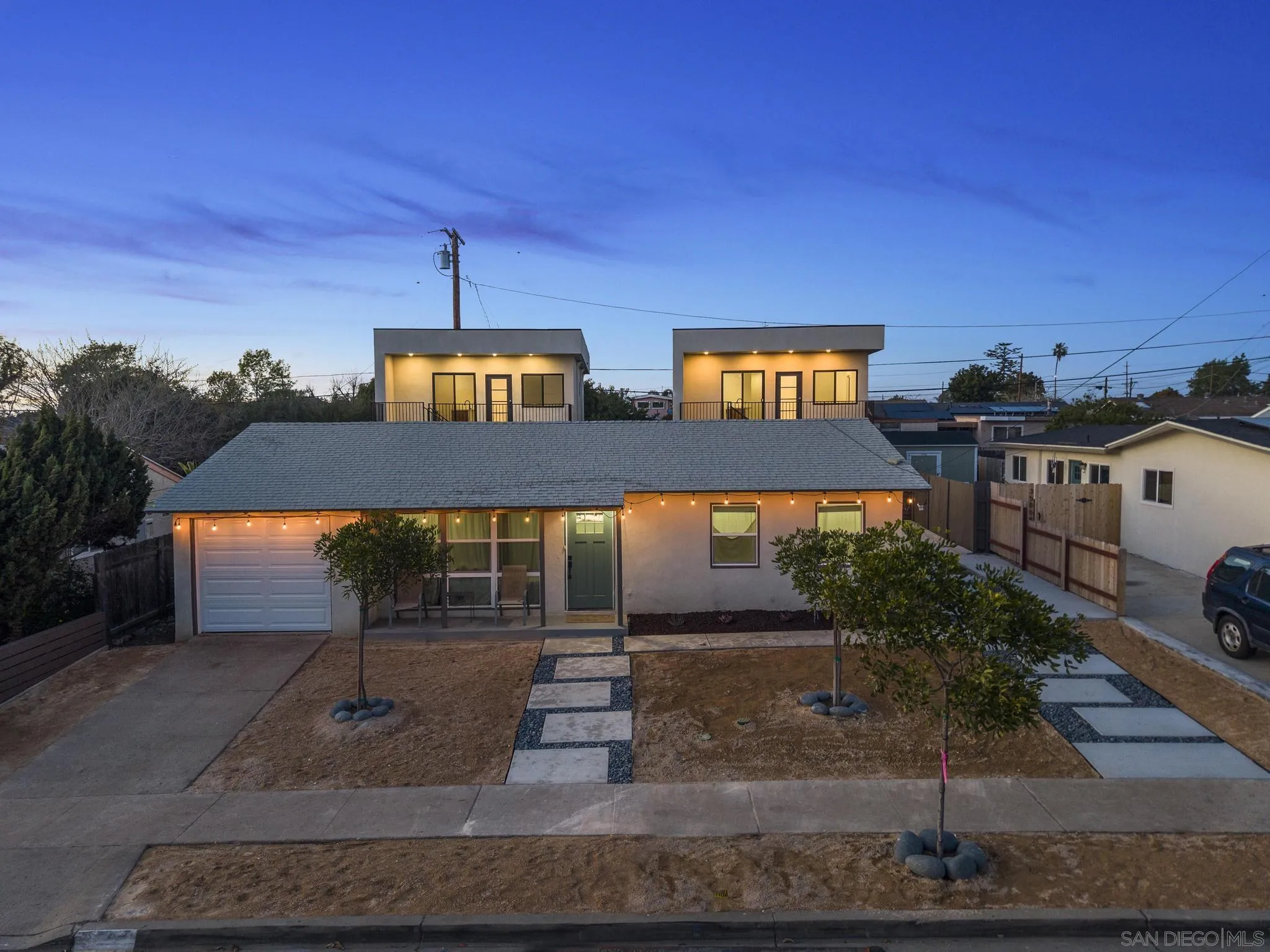 3582 Hatteras Avenue San Diego, CA 92117 - Photo 4 of 33 a view of a building with street