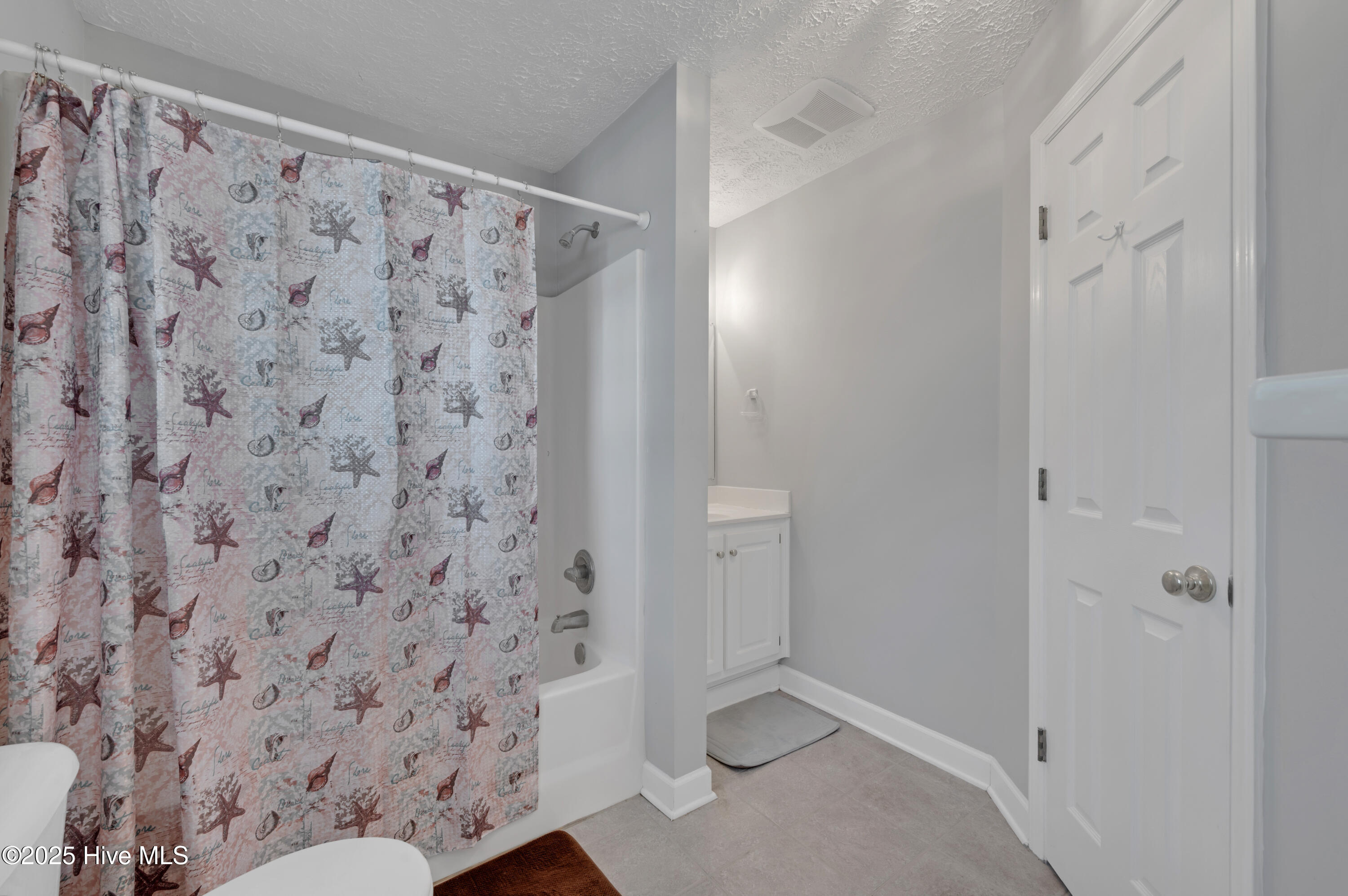79 Ridgecrest Drive Chocowinity, NC 27817 - Photo 20 of 45 79 Ridgecrest Drive-54