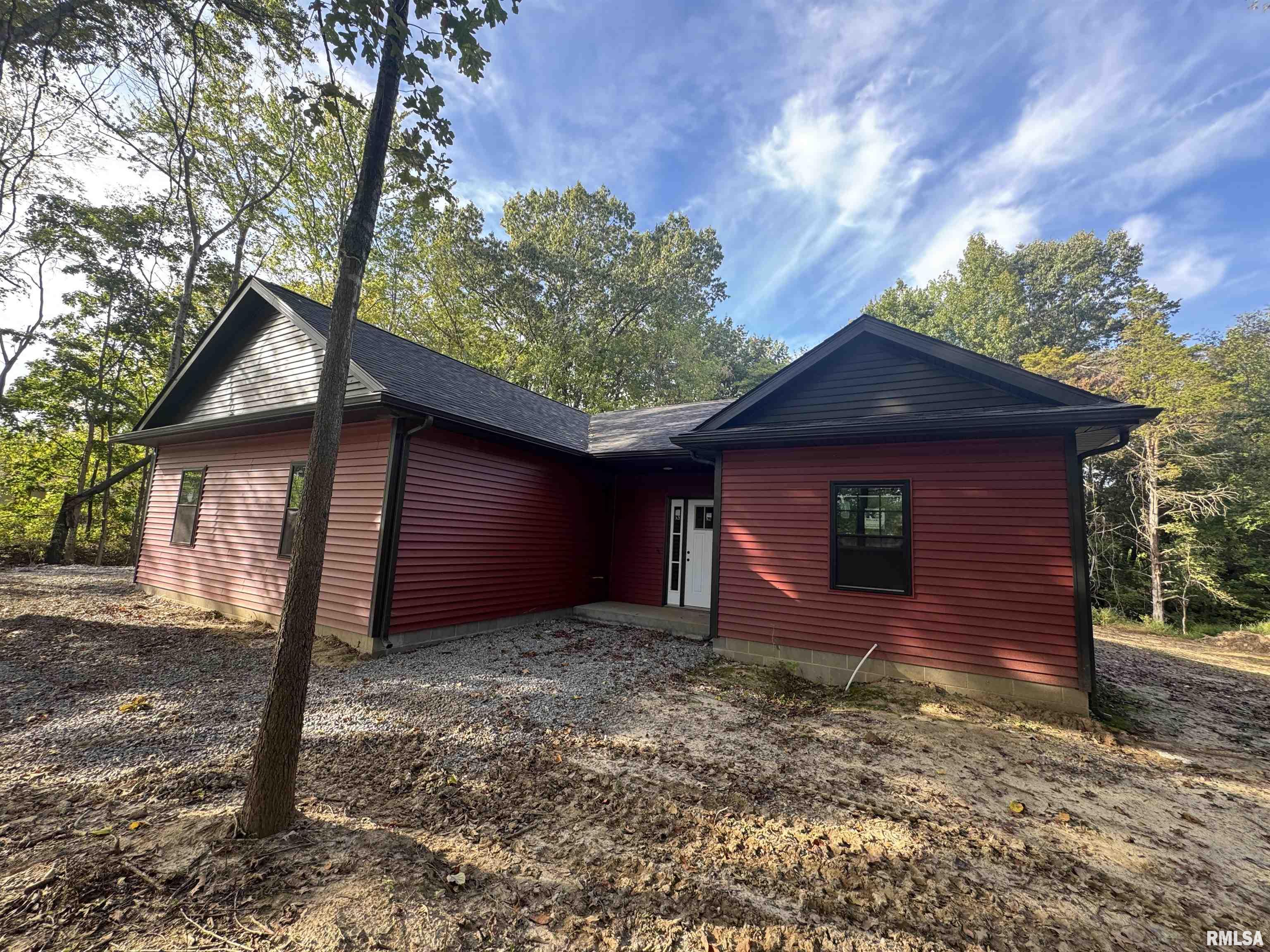 208 Hall Street Hurst, IL 62949 - Photo 13 of 17