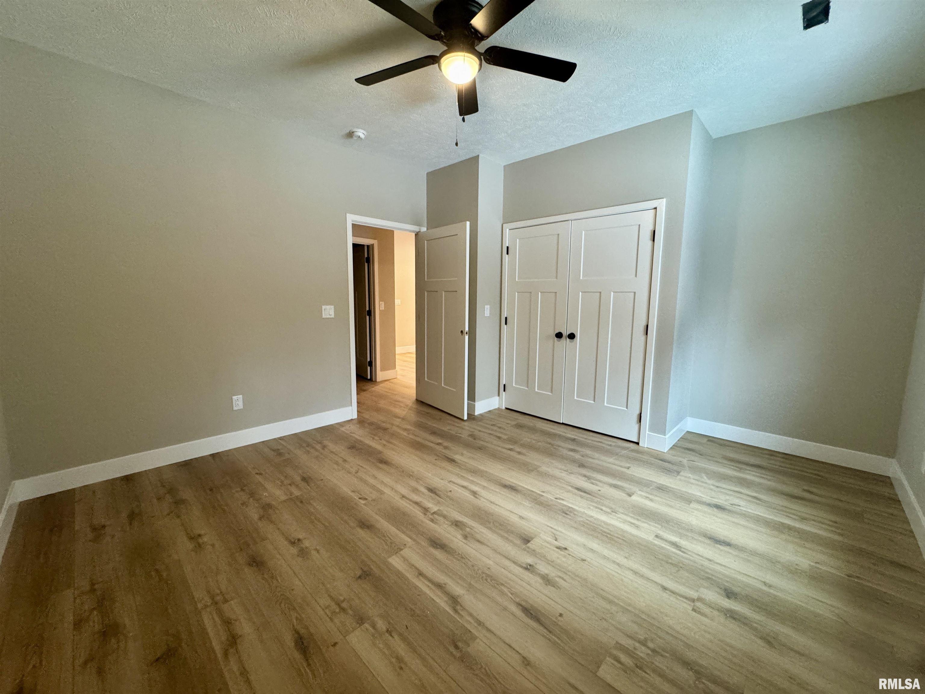 208 Hall Street Hurst, IL 62949 - Photo 10 of 17