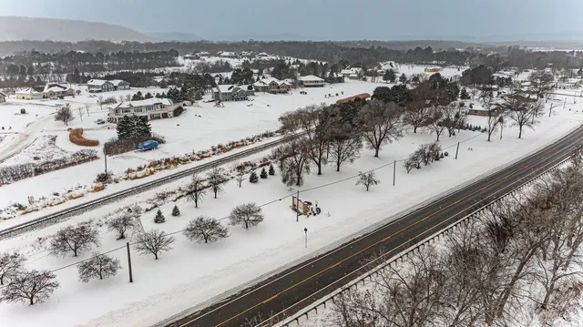 $225,000 | 36724 Highway 61, Lake City, MN 55041