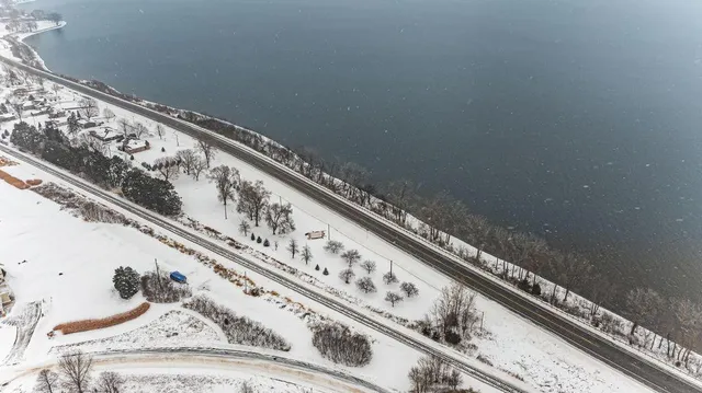 $225,000 | 36724 Highway 61, Lake City, MN 55041