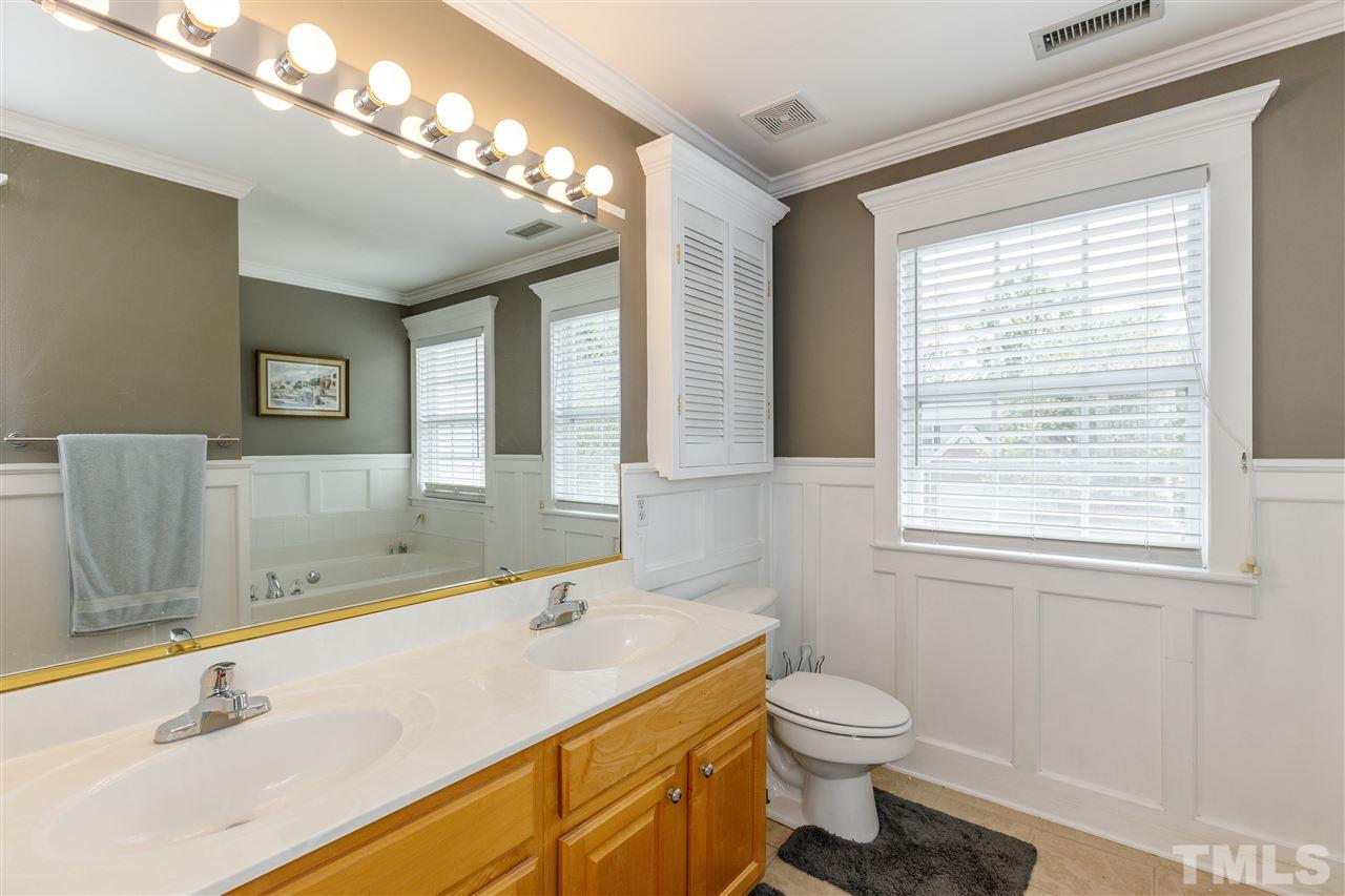5320 Arete Way Raleigh, NC 27607 - Photo 18 of 30