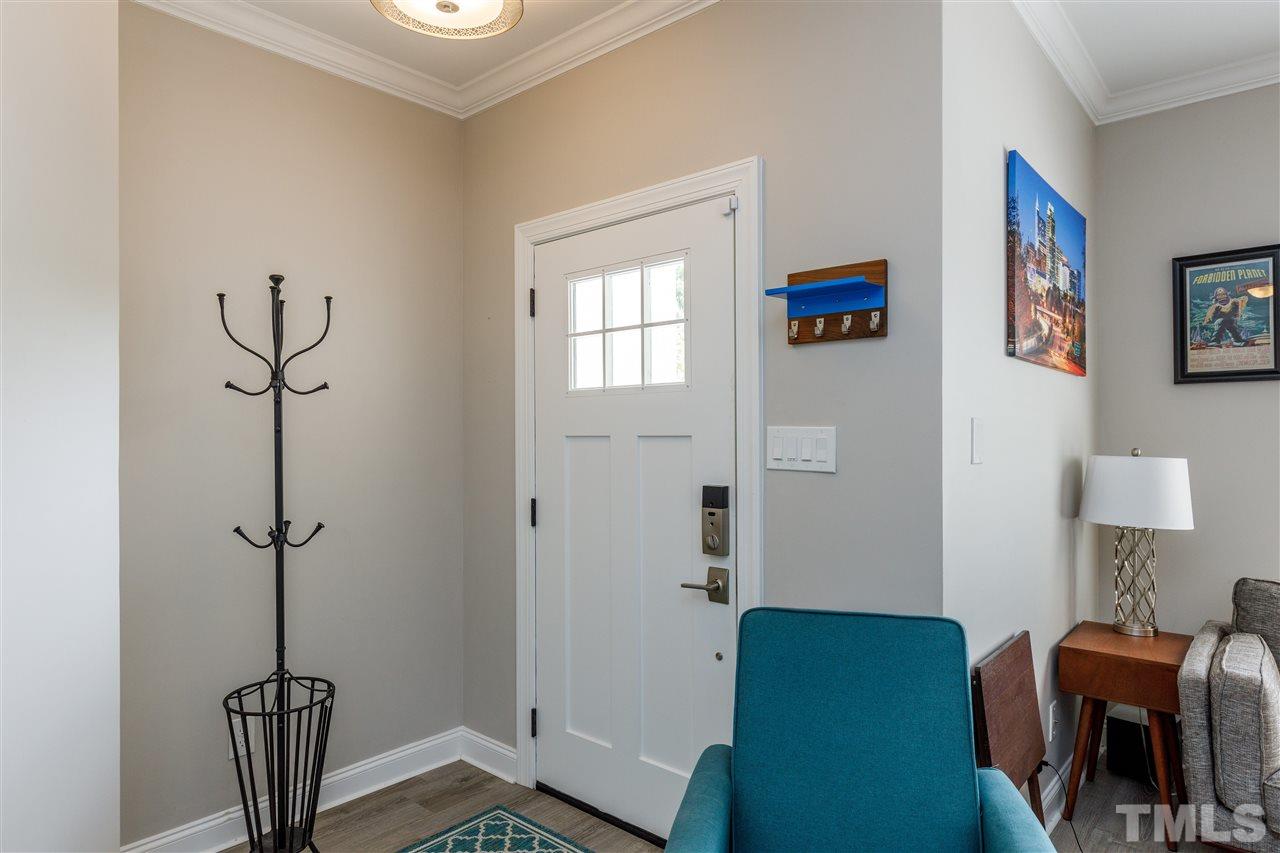 5320 Arete Way Raleigh, NC 27607 - Photo 3 of 30