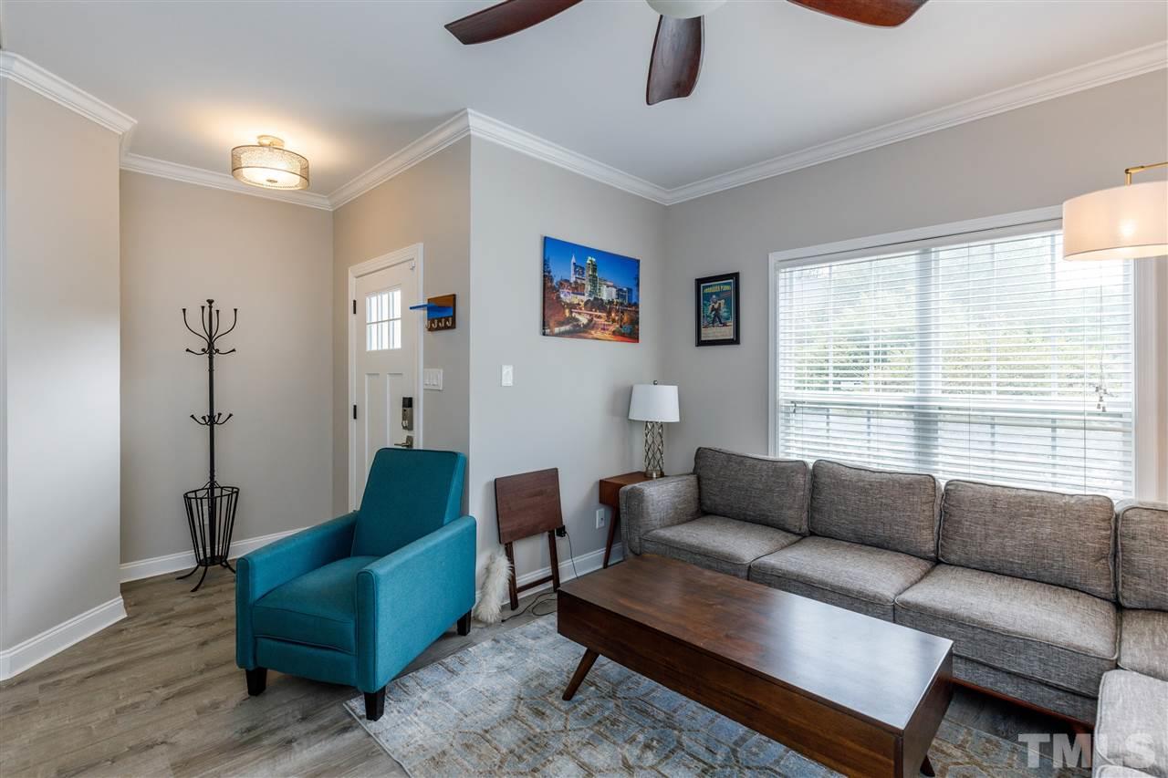 5320 Arete Way Raleigh, NC 27607 - Photo 6 of 30