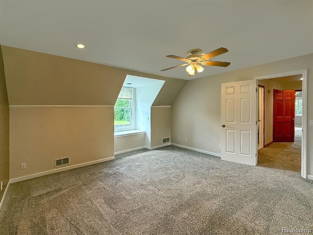 7653 Chase Lake Road Fowlerville, MI 48836 - Photo 34 of 52