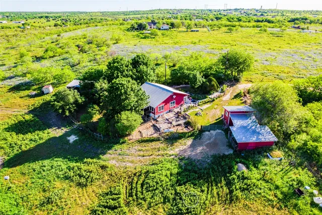 $2,000 | 501 Engelke Road, Kyle, TX 78640