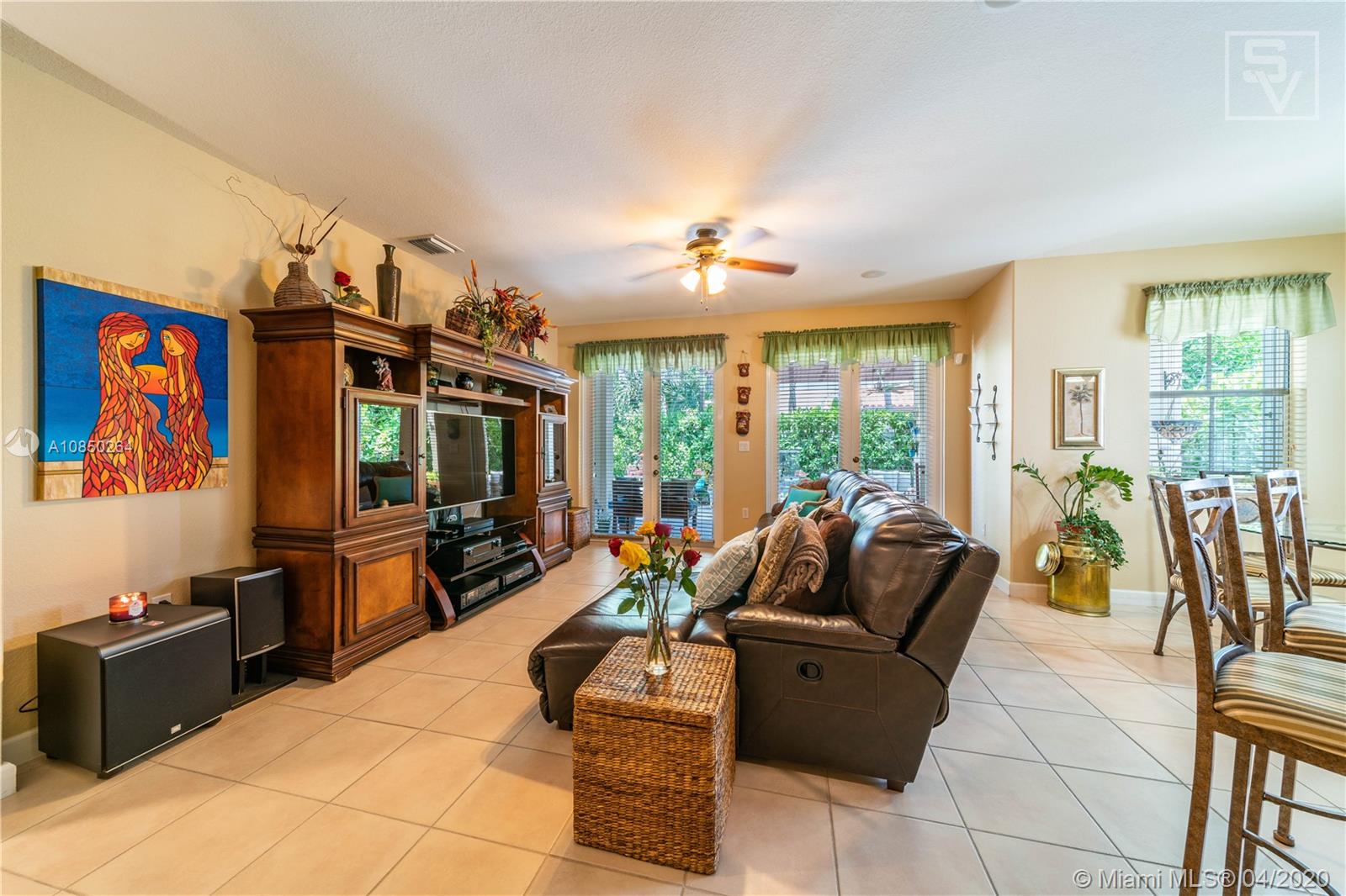 14933 Southwest 22 Street Miami, FL 33185 - Photo 16 of 49 Living Room