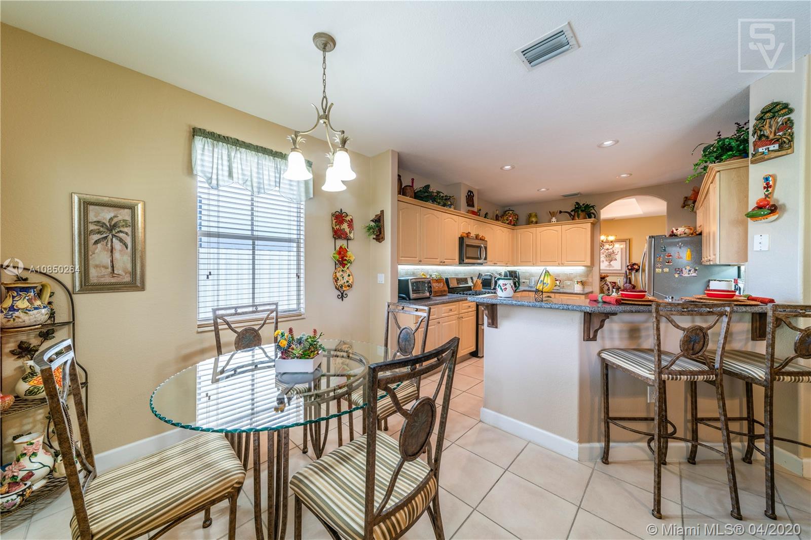 14933 Southwest 22 Street Miami, FL 33185 - Photo 28 of 49 Breakfast nook