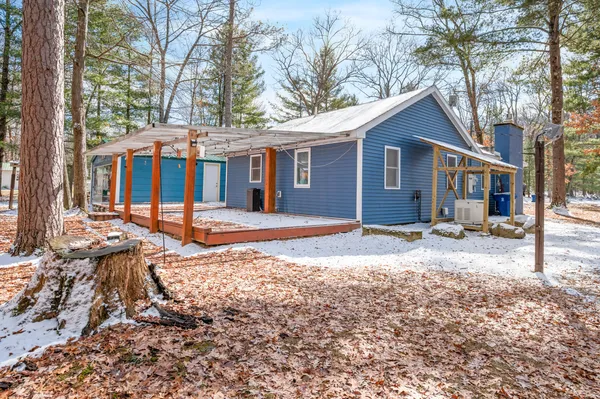 $233,400 | 2762 West Southern Avenue, Baldwin, MI 49304