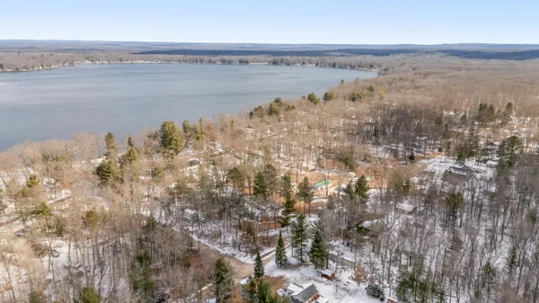 $233,400 | 2762 West Southern Avenue, Baldwin, MI 49304