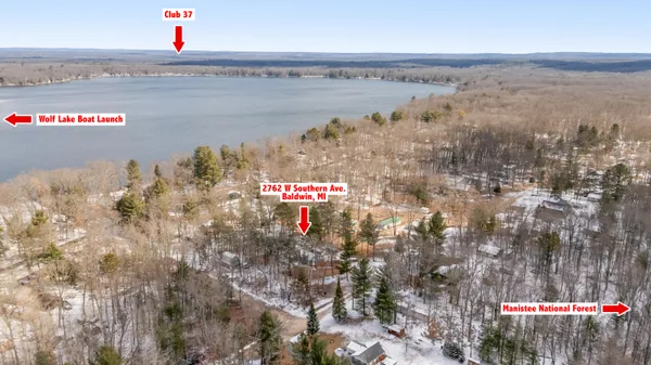 $233,400 | 2762 West Southern Avenue, Baldwin, MI 49304
