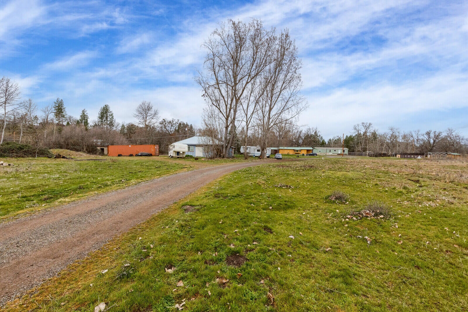 901 Riley Road Eagle Point, OR 97524 - Photo 3 of 46 901 Riley Road