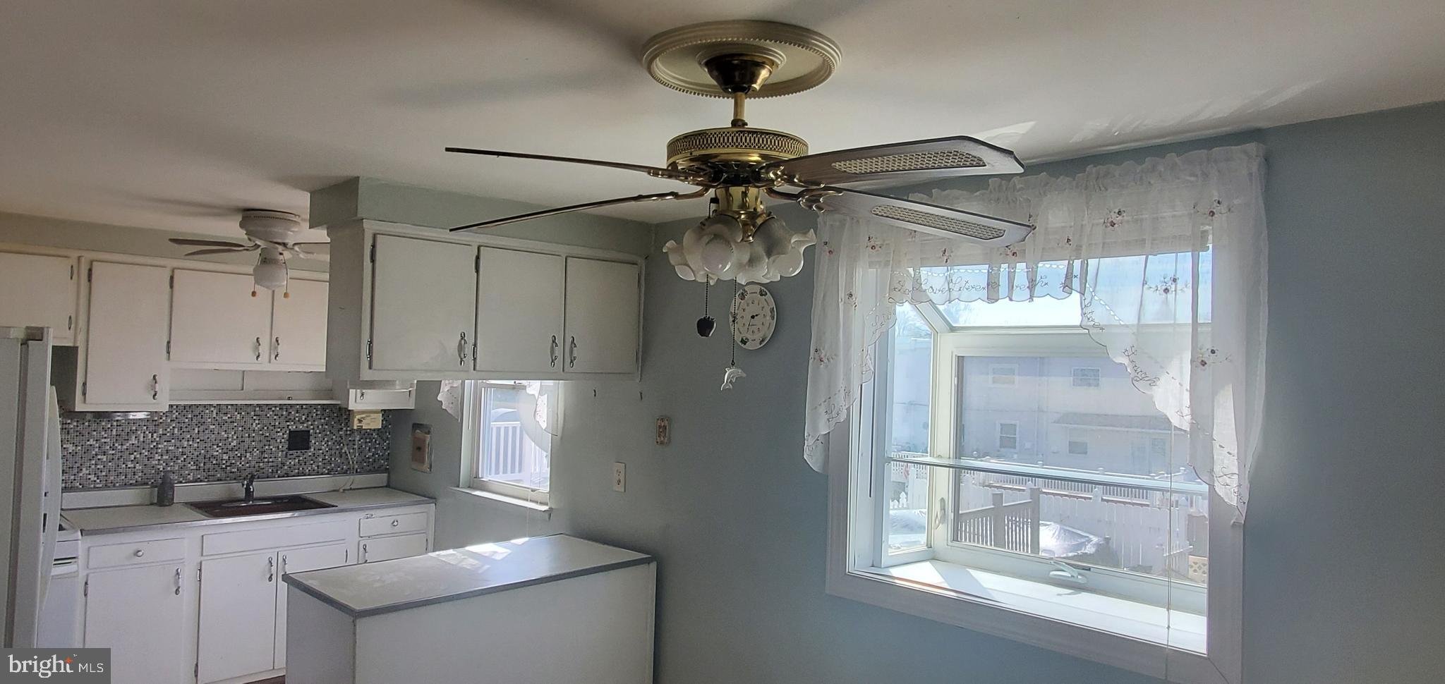 4404 Crossland Road Philadelphia, PA 19154 - Photo 11 of 50 Gallery Image 11