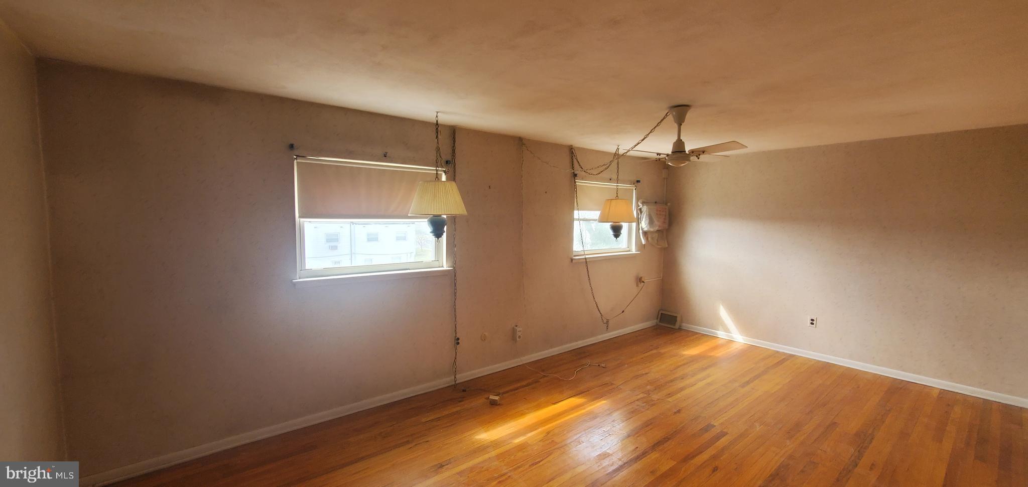 4404 Crossland Road Philadelphia, PA 19154 - Photo 22 of 50 Gallery Image 22