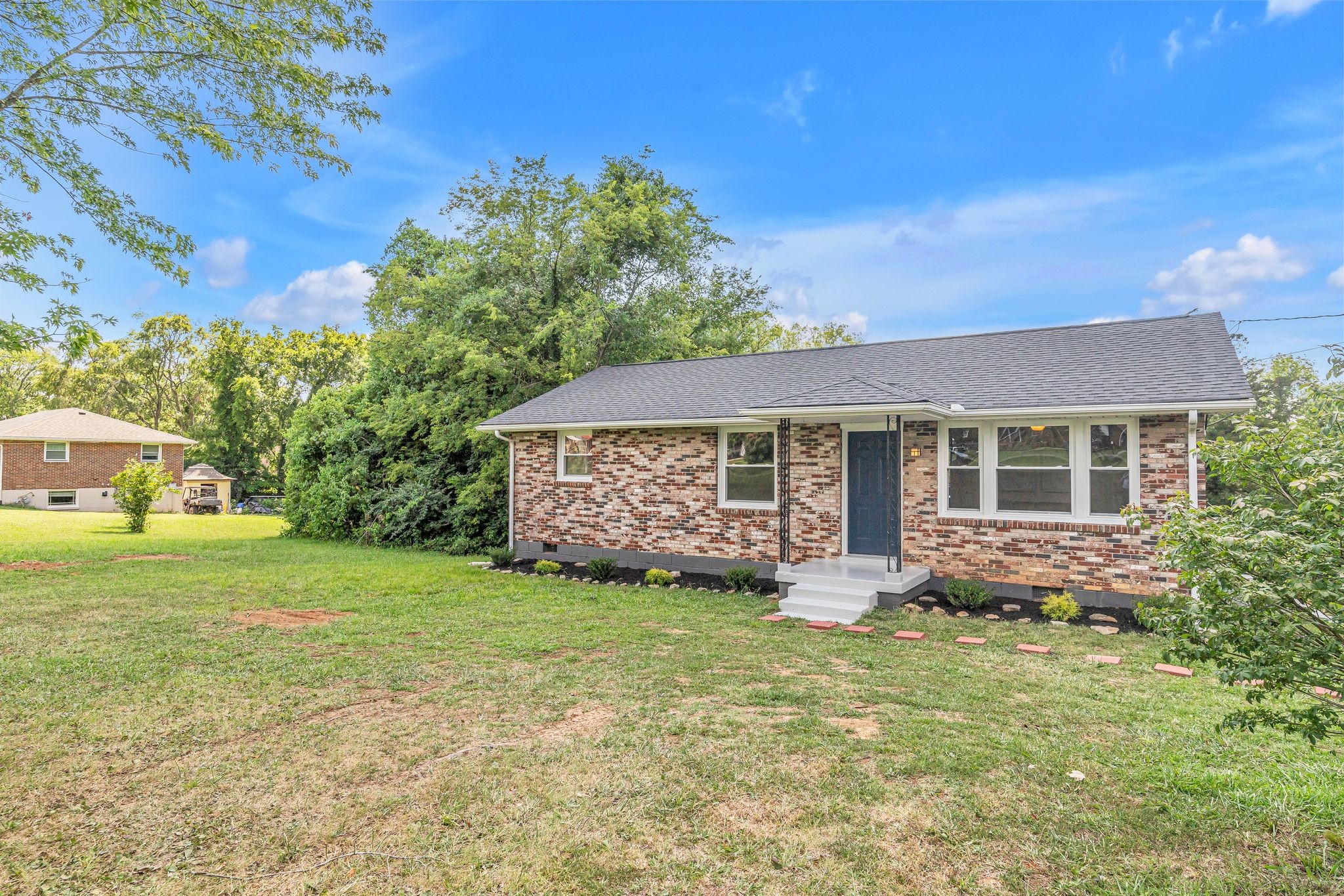 160 Mason Road La Vergne, TN 37086 - Photo 2 of 24 Gallery Image 2