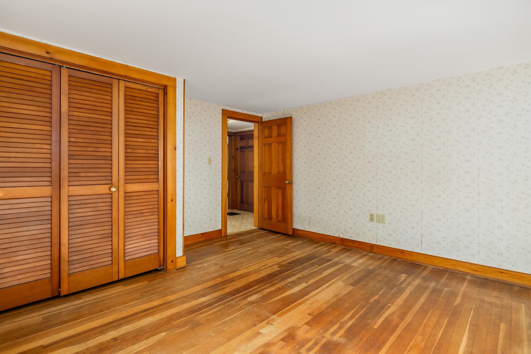 14 Colonial Lane New Castle, NH 03854 - Photo 12 of 28