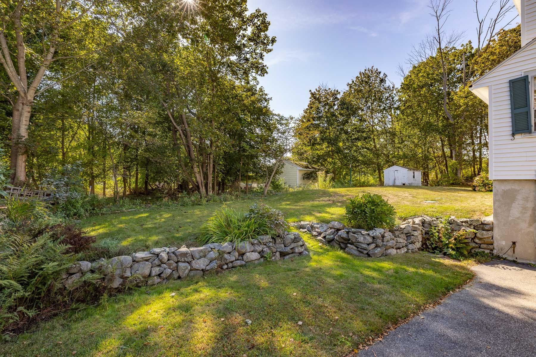 14 Colonial Lane New Castle, NH 03854 - Photo 4 of 28
