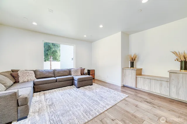 $1,290,000 | 24608 158th Avenue East, Graham, WA 98338