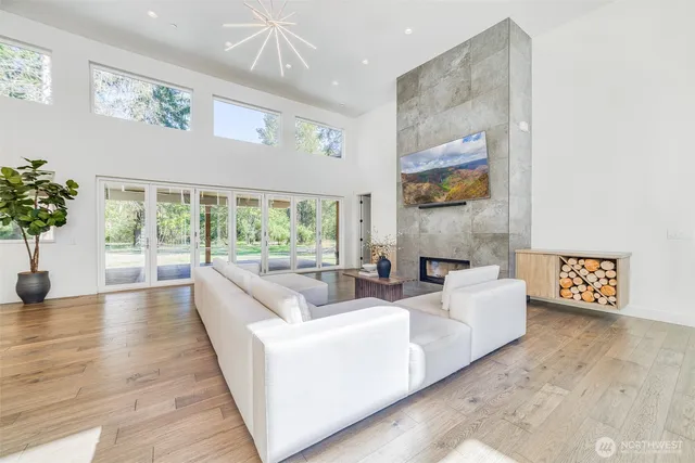 $1,290,000 | 24608 158th Avenue East, Graham, WA 98338