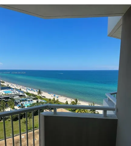 $4,950 | 1950 South Ocean Drive, Unit 1, Hallandale, FL 33009