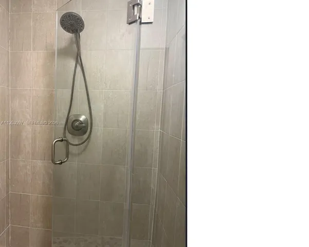 $4,950 | 1950 South Ocean Drive, Unit 1, Hallandale, FL 33009