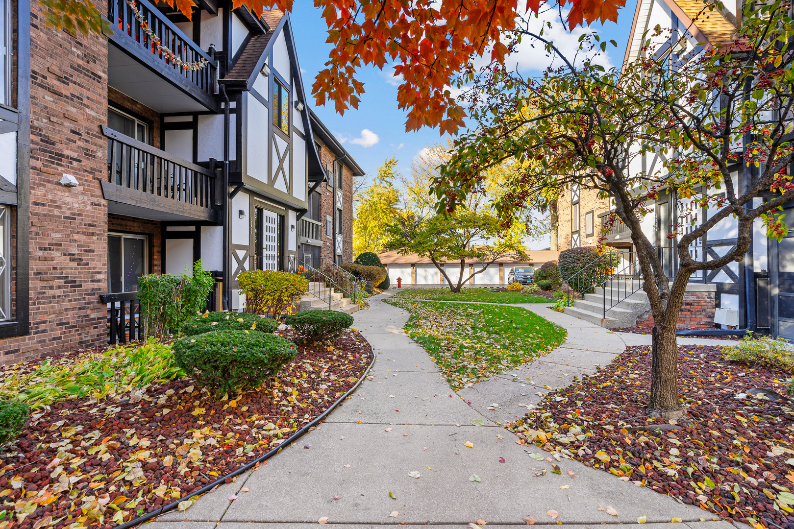 13615 Lavergne Avenue, Unit 110 Crestwood, IL 60418 - Photo 32 of 36 a view of a building with a yard
