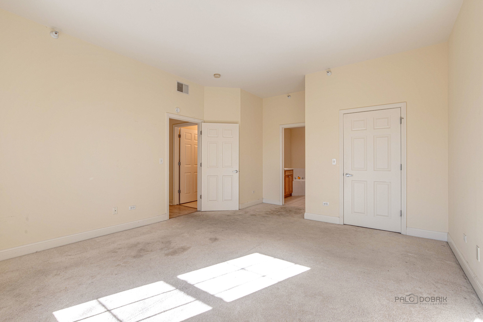 2700 Summit Drive, Unit 209 Glenview, IL 60025 - Photo 17 of 23 a view of an empty room