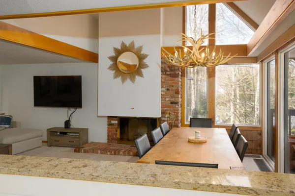 $609,000 | 60 Hilltop Road, Unit 60, Winhall, VT 05340