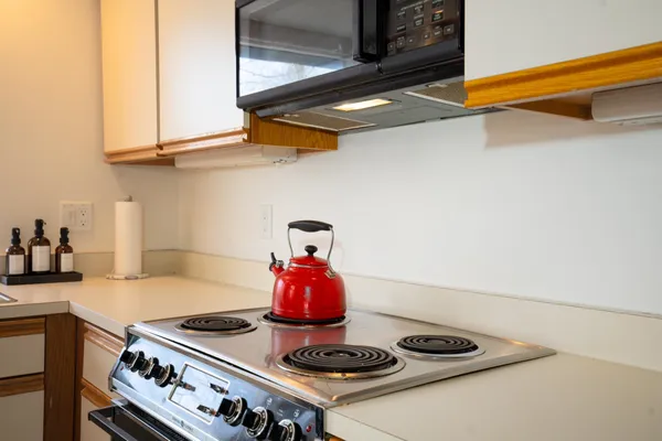 $609,000 | 60 Hilltop Road, Unit 60, Winhall, VT 05340