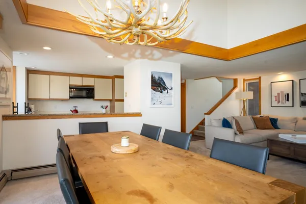 $609,000 | 60 Hilltop Road, Unit 60, Winhall, VT 05340