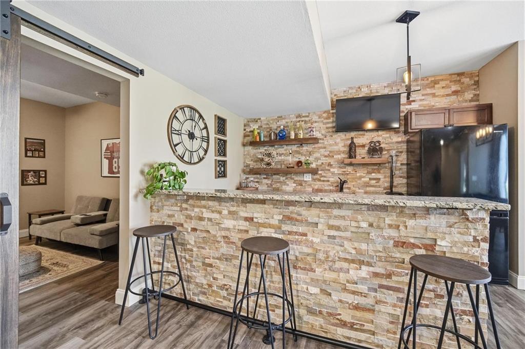 172 Northeast Hidden Ridge Lane Lee's Summit, MO 64064 - Photo 63 of 83 Gallery Image 63