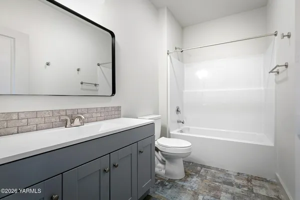 $249,000 | 801 South 16th Avenue, Unit 4, Yakima, WA 98902