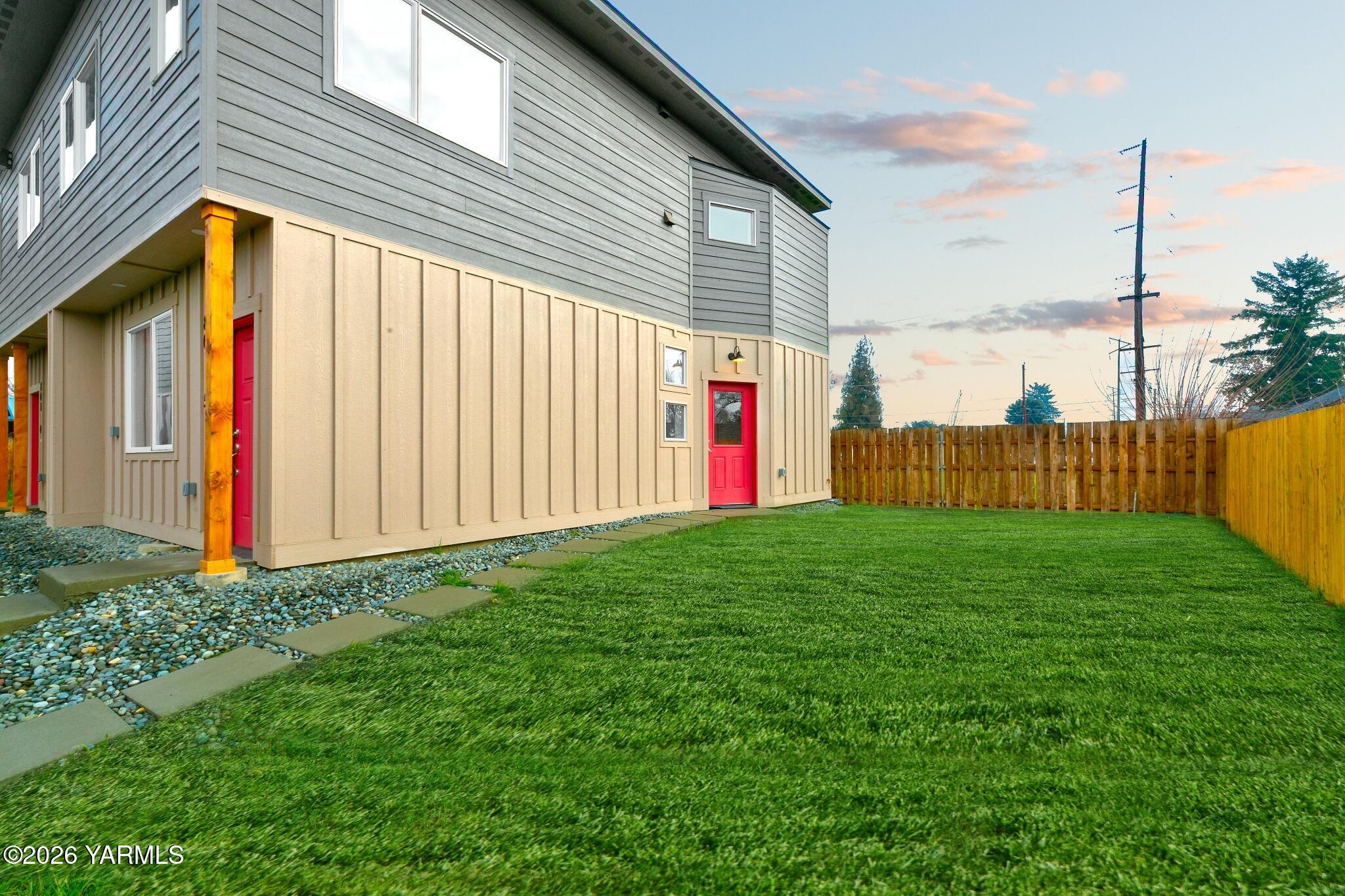 801 South 16th Avenue, Unit 4 Yakima, WA 98902 - Photo 23 of 23 801 N 16th Ave_Yakima_22