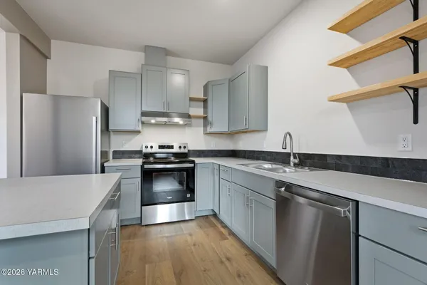 $249,000 | 801 South 16th Avenue, Unit 4, Yakima, WA 98902