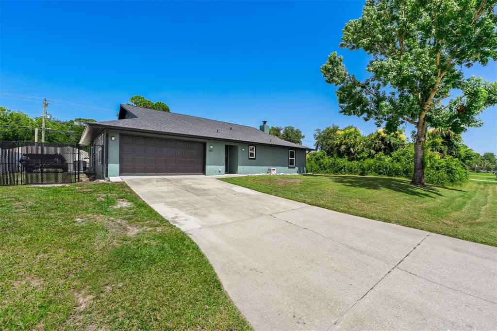 2817 Yule Tree Drive Edgewater, FL 32141 - Photo 2 of 45