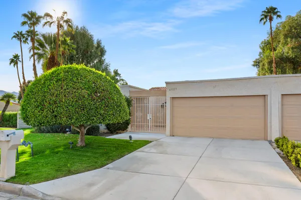 $460,000 | 43229 Lacovia Drive, Bermuda Dunes, CA 92203