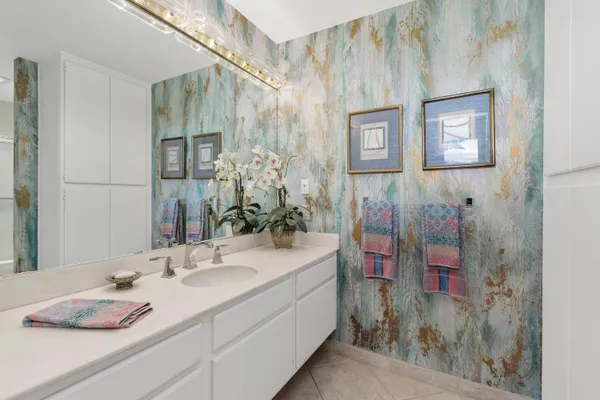 $460,000 | 43229 Lacovia Drive, Bermuda Dunes, CA 92203