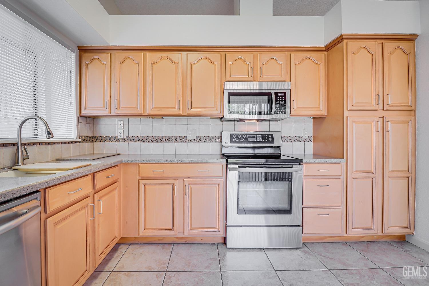 Undisclosed Address Bakersfield, CA 93311 - Photo 16 of 30